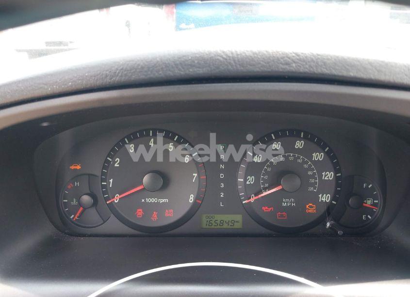 Photo 7 of 2005 Hyundai Elantra GLS/GT (VIN KMHDN46D25U130961)