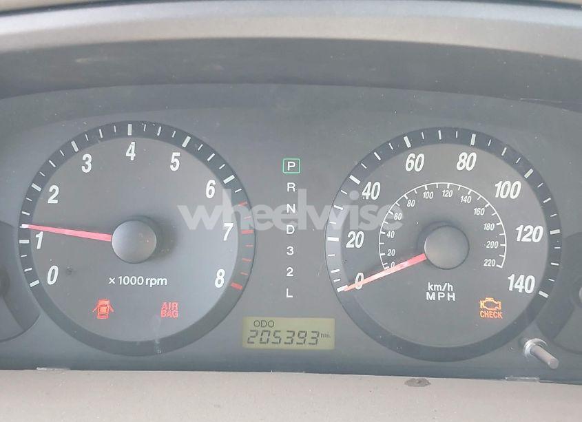 Photo 7 of 2005 Hyundai Elantra GLS/GT (VIN KMHDN46D35U066154)