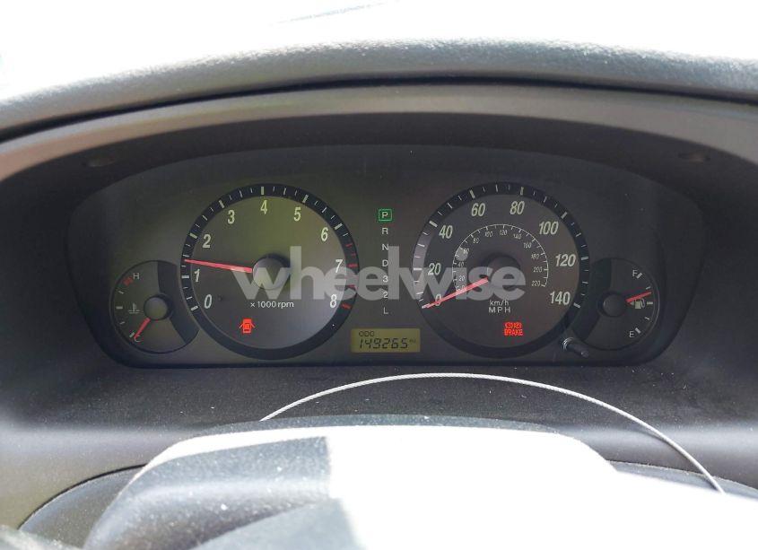 Photo 7 of 2005 Hyundai Elantra GLS/GT (VIN KMHDN46D35U072343)