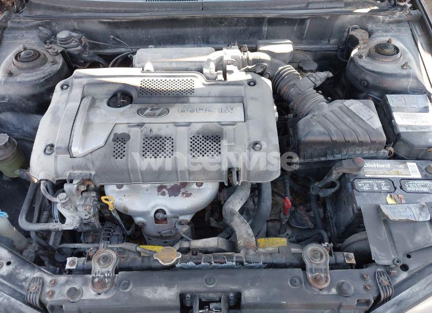 Photo 10 of 2005 Hyundai Elantra GLS/GT (VIN KMHDN46D35U098621)
