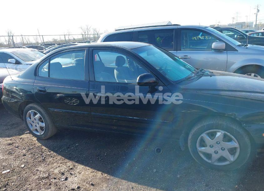 Photo 13 of 2005 Hyundai Elantra GLS/GT (VIN KMHDN46D35U098621)