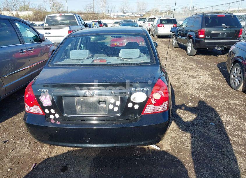 Photo 16 of 2005 Hyundai Elantra GLS/GT (VIN KMHDN46D35U098621)