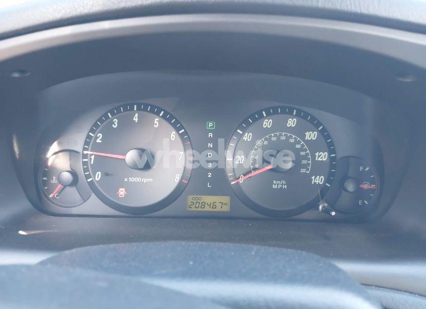 Photo 7 of 2005 Hyundai Elantra GLS/GT (VIN KMHDN46D35U098621)