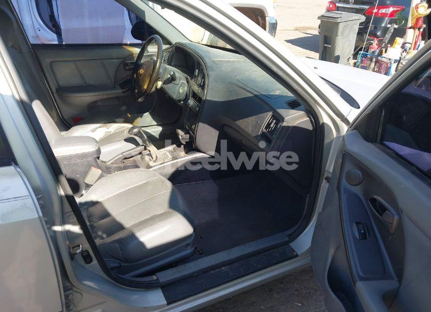 Photo 5 of 2004 Hyundai Elantra GLS/GT (VIN KMHDN46D54U783394)