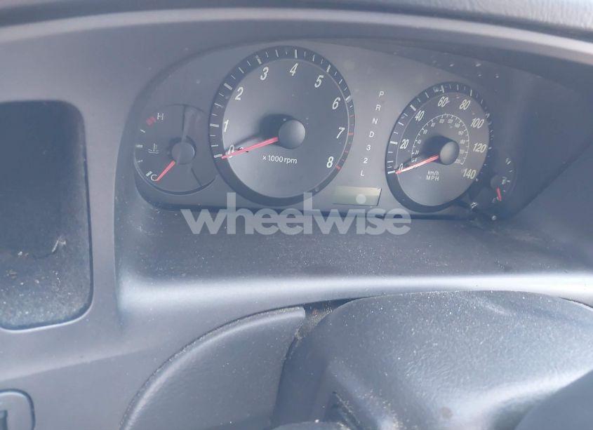 Photo 7 of 2005 Hyundai Elantra GLS/GT (VIN KMHDN46D55U975433)
