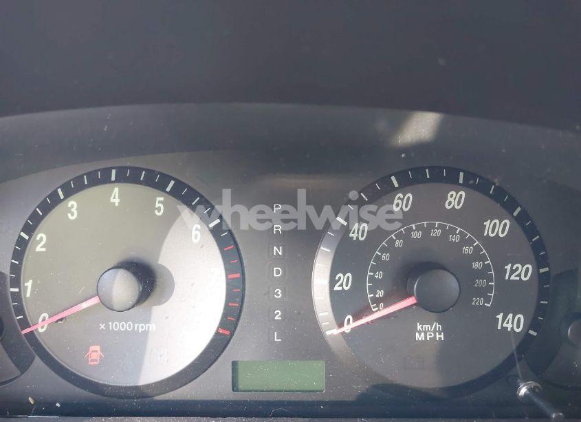 Photo 15 of 2004 Hyundai Elantra GLS/GT (VIN KMHDN46D64U722135)