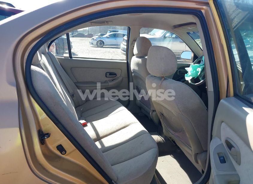 Photo 8 of 2004 Hyundai Elantra GLS/GT (VIN KMHDN46D64U722135)
