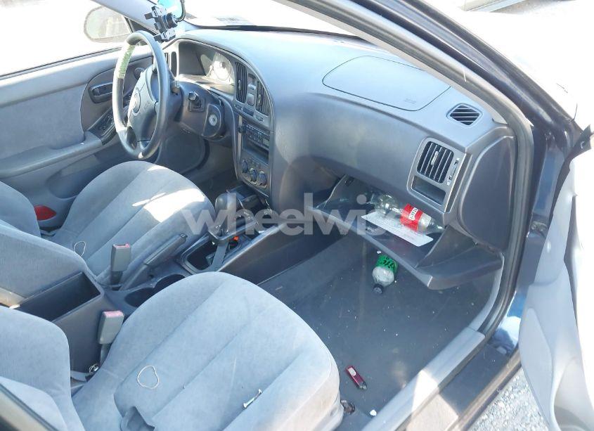Photo 5 of 2004 Hyundai Elantra GLS/GT (VIN KMHDN46D64U809095)