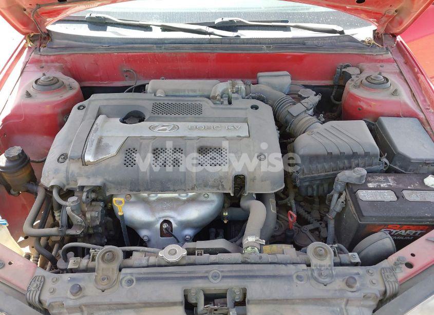 Photo 10 of 2005 Hyundai Elantra GLS/GT (VIN KMHDN46D75U000383)