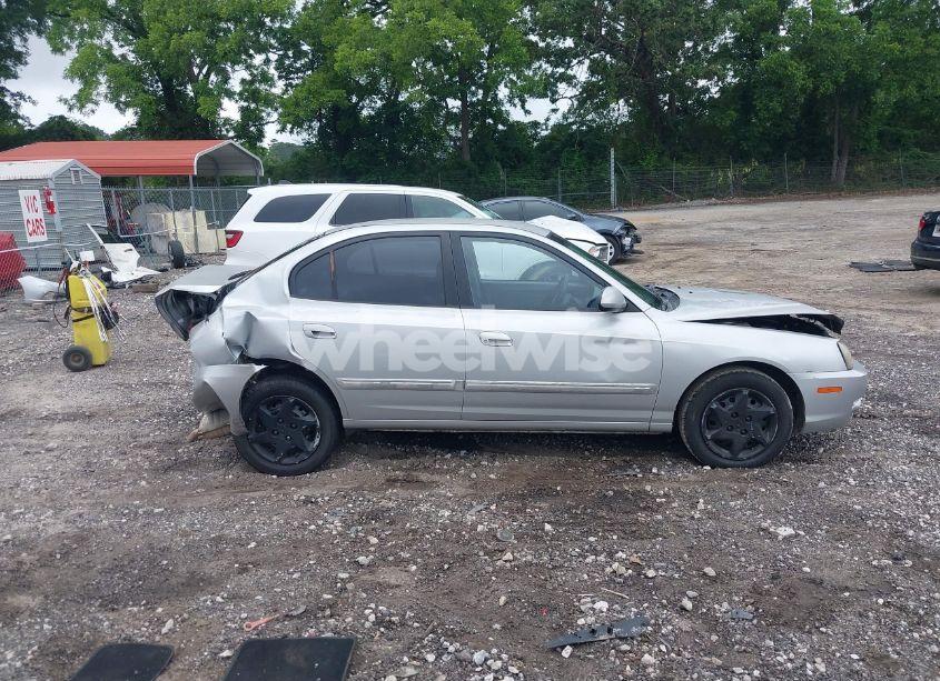 Photo 13 of 2005 Hyundai Elantra GLS/GT (VIN KMHDN46D75U019497)