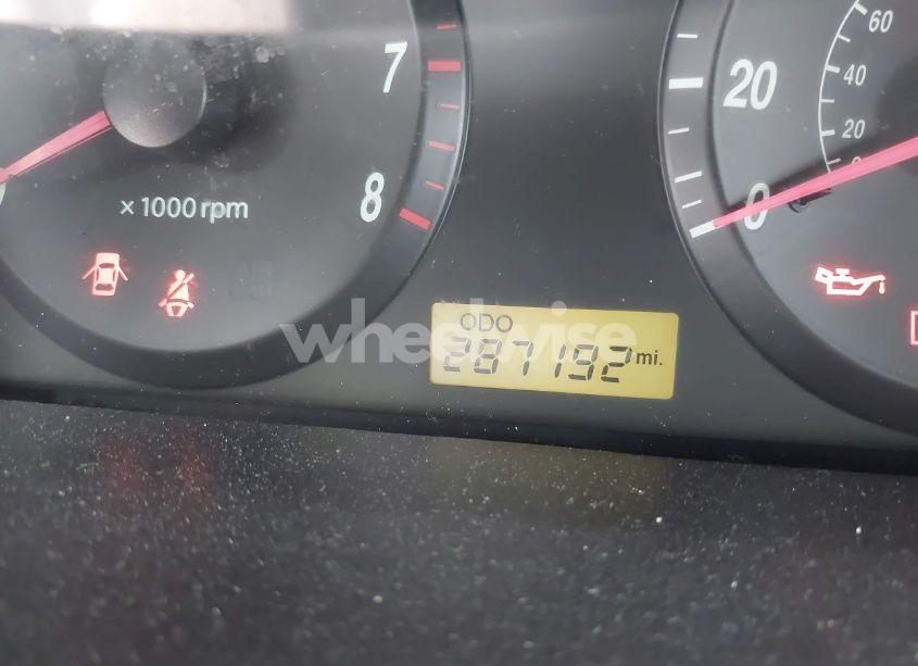 Photo 15 of 2005 Hyundai Elantra GLS/GT (VIN KMHDN46D75U019497)