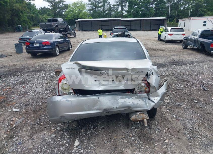 Photo 16 of 2005 Hyundai Elantra GLS/GT (VIN KMHDN46D75U019497)