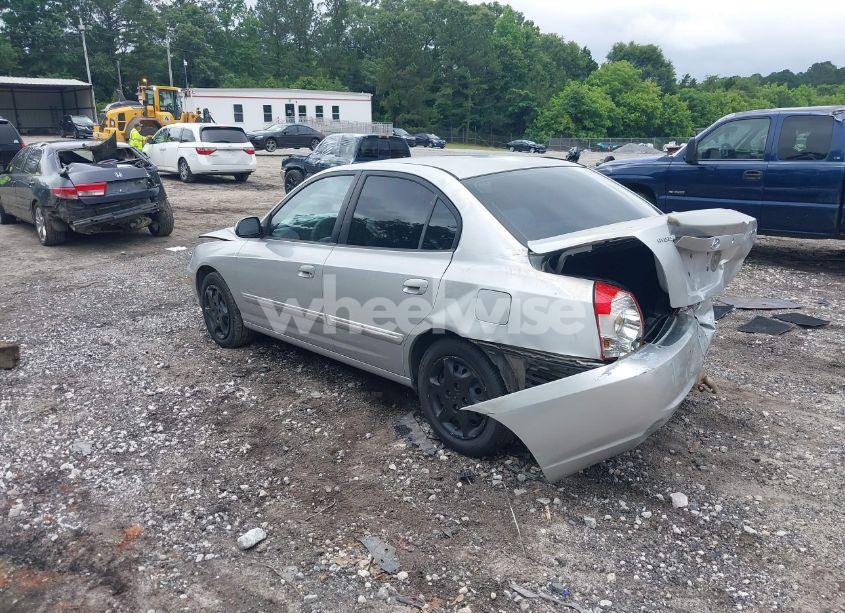 Photo 3 of 2005 Hyundai Elantra GLS/GT (VIN KMHDN46D75U019497)