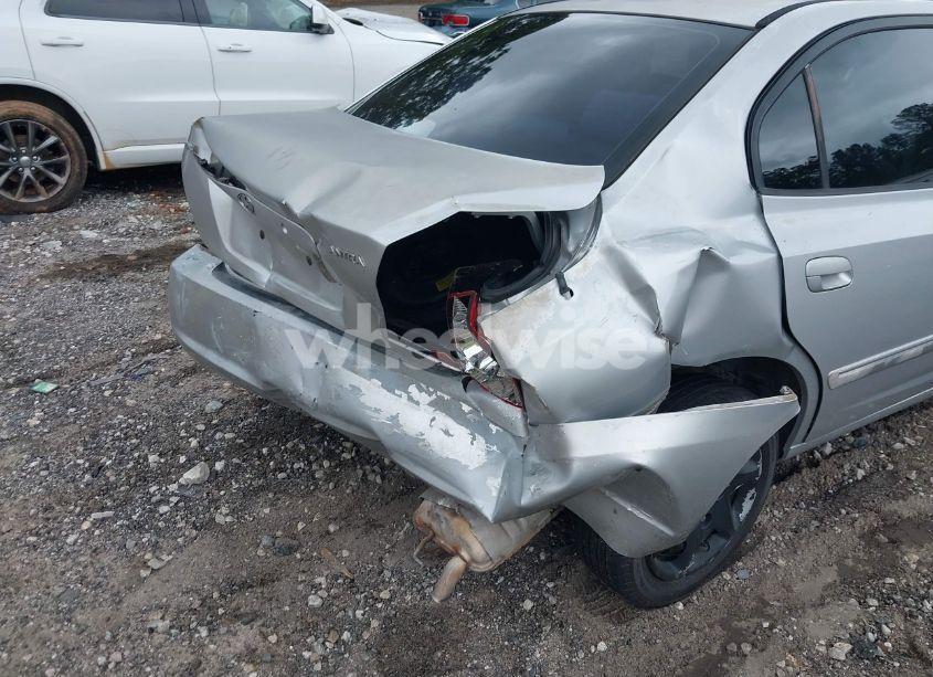 Photo 6 of 2005 Hyundai Elantra GLS/GT (VIN KMHDN46D75U019497)