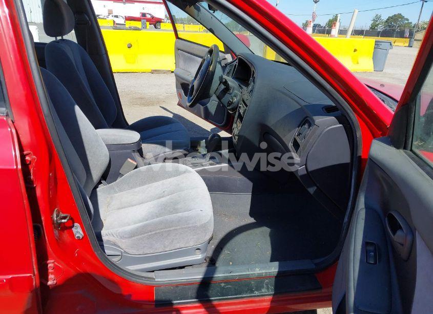 Photo 5 of 2004 Hyundai Elantra GLS/GT (VIN KMHDN46D84U898894)