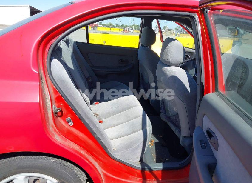 Photo 8 of 2004 Hyundai Elantra GLS/GT (VIN KMHDN46D84U898894)