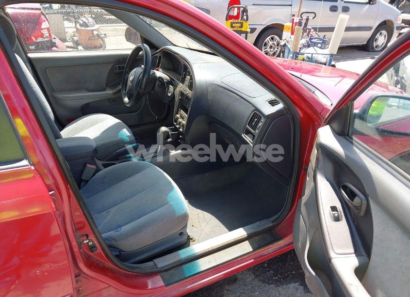 Photo 5 of 2004 Hyundai Elantra GLS/GT (VIN KMHDN46D84U921364)