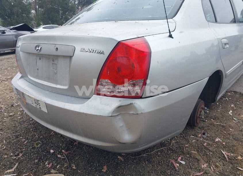 Photo 12 of 2004 Hyundai Elantra GLS/GT (VIN KMHDN46D94U824707)