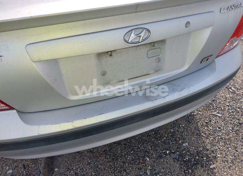 Photo 13 of 2005 Hyundai Elantra GLS/GT (VIN KMHDN46D95U046295)
