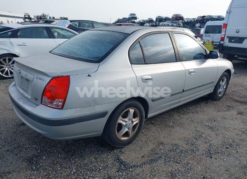 Photo 4 of 2005 Hyundai Elantra GLS/GT (VIN KMHDN46D95U046295)