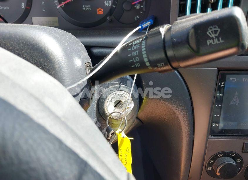 Photo 11 of 2005 Hyundai Elantra GLS/GT (VIN KMHDN46D95U981834)