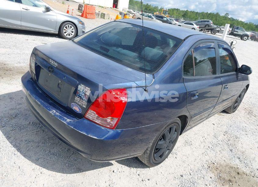 Photo 4 of 2005 Hyundai Elantra GLS/GT (VIN KMHDN46D95U981834)