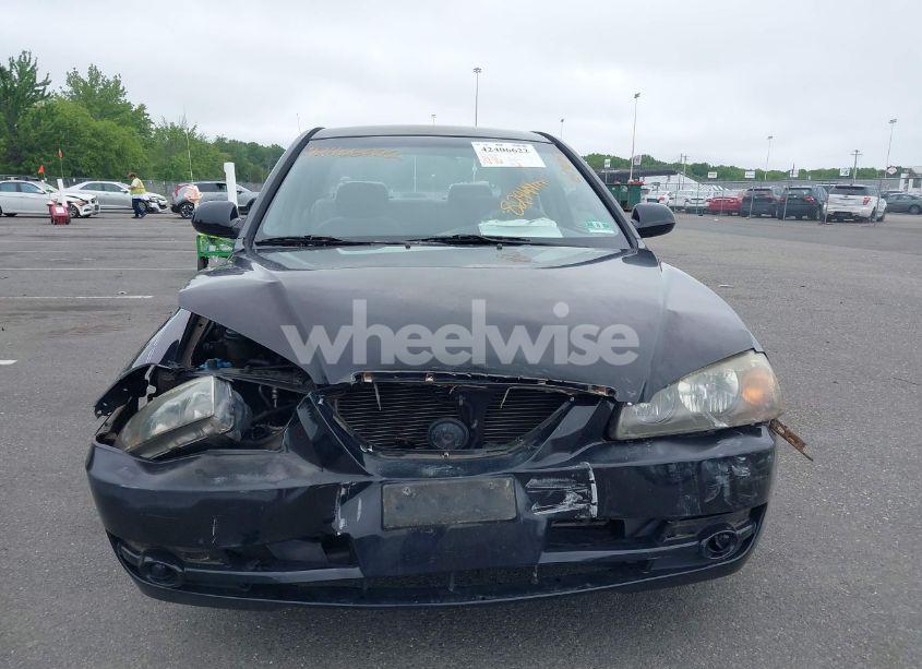 Photo 12 of 2005 Hyundai Elantra GLS/GT (VIN KMHDN46DX5U100087)