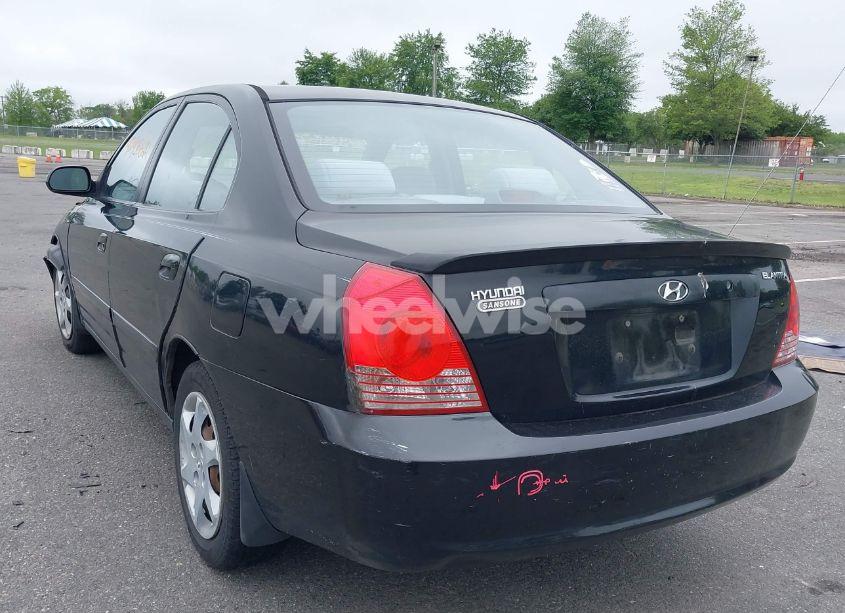 Photo 3 of 2005 Hyundai Elantra GLS/GT (VIN KMHDN46DX5U100087)