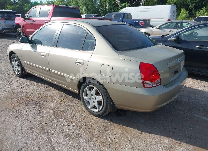 Photo 3 of 2005 Hyundai Elantra GLS/GT (VIN KMHDN46DX5U109033)