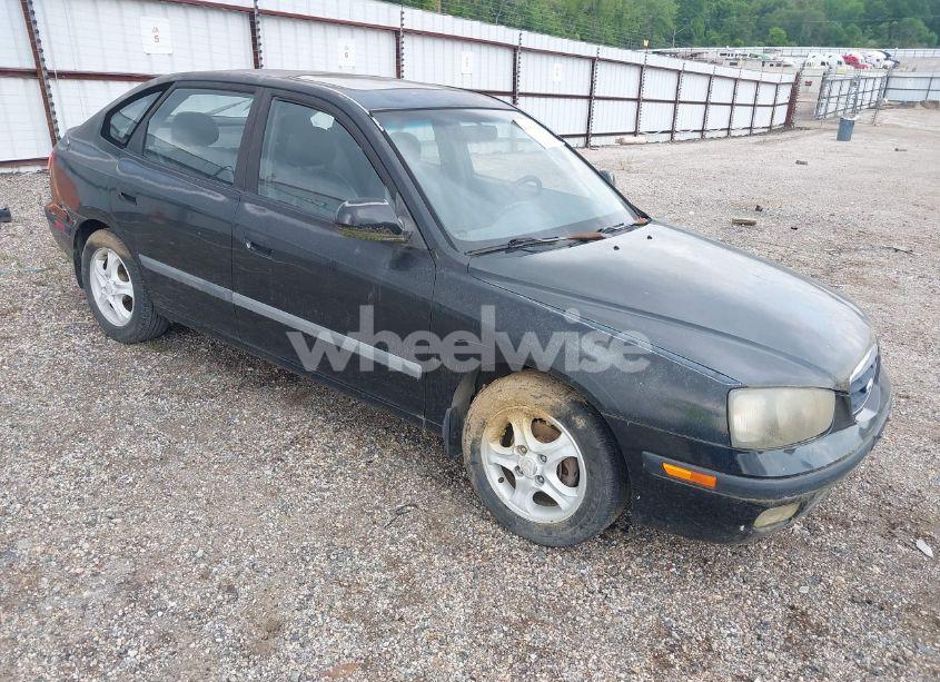 2002 Hyundai Elantra GT (VIN KMHDN55D02U046592) main photo