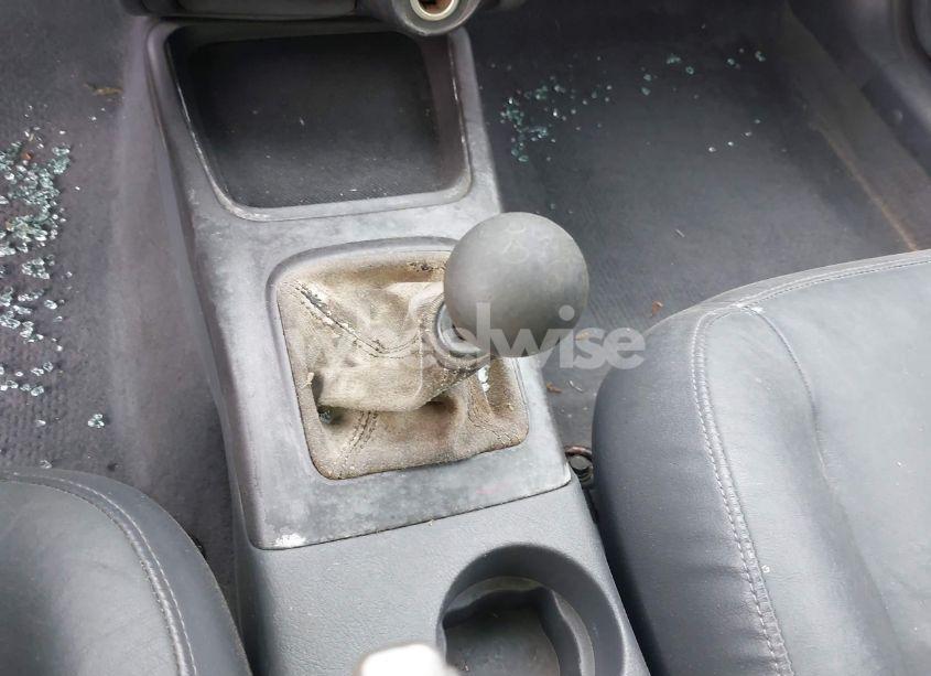 Photo 16 of 2002 Hyundai Elantra GT (VIN KMHDN55D02U046592)