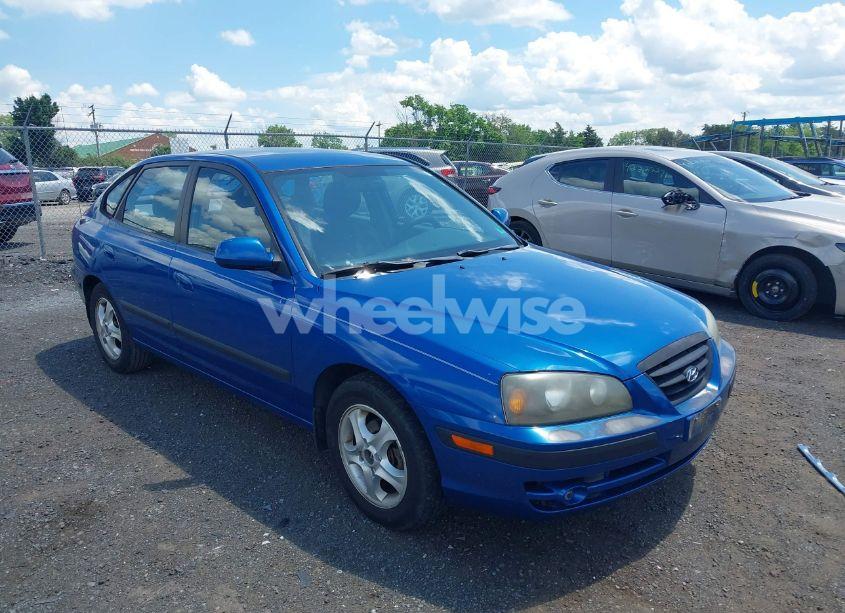 2004 Hyundai Elantra GT (VIN KMHDN56D14U128168) main photo