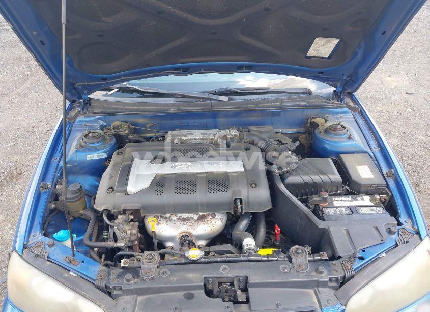 Photo 10 of 2004 Hyundai Elantra GT (VIN KMHDN56D14U128168)