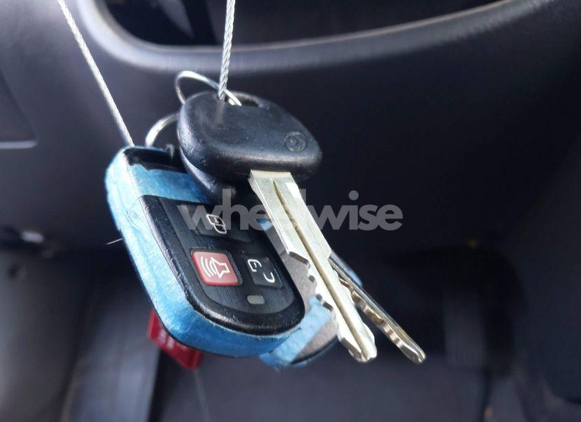Photo 11 of 2004 Hyundai Elantra GT (VIN KMHDN56D14U128168)