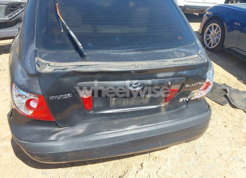 Photo 6 of 2005 Hyundai Elantra GLS/GT (VIN KMHDN56D35U150190)