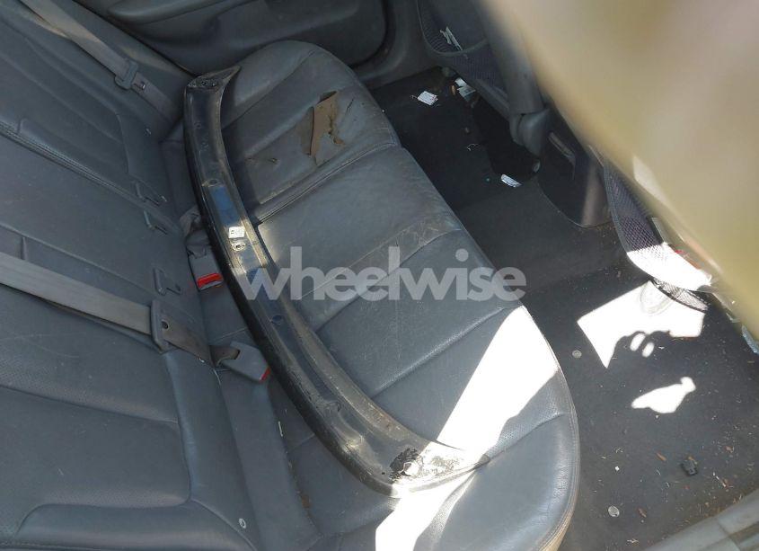 Photo 8 of 2005 Hyundai Elantra GLS/GT (VIN KMHDN56D35U150190)