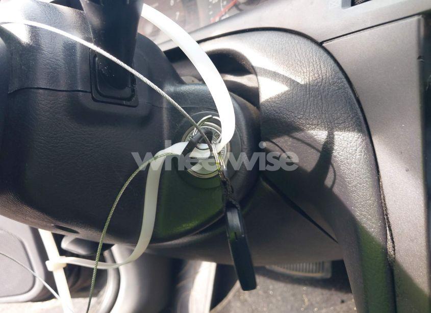 Photo 11 of 2005 Hyundai Elantra GLS/GT (VIN KMHDN56D45U177396)