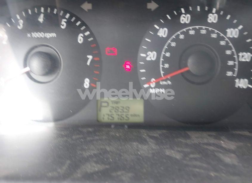 Photo 7 of 2005 Hyundai Elantra GLS/GT (VIN KMHDN56D45U177396)