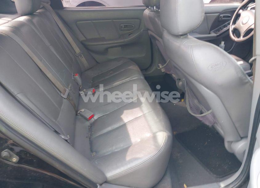 Photo 8 of 2005 Hyundai Elantra GLS/GT (VIN KMHDN56D45U177396)