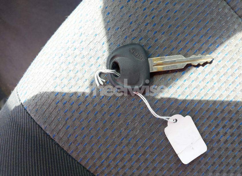 Photo 11 of 2005 Hyundai Elantra GLS/GT (VIN KMHDN56D85U174761)