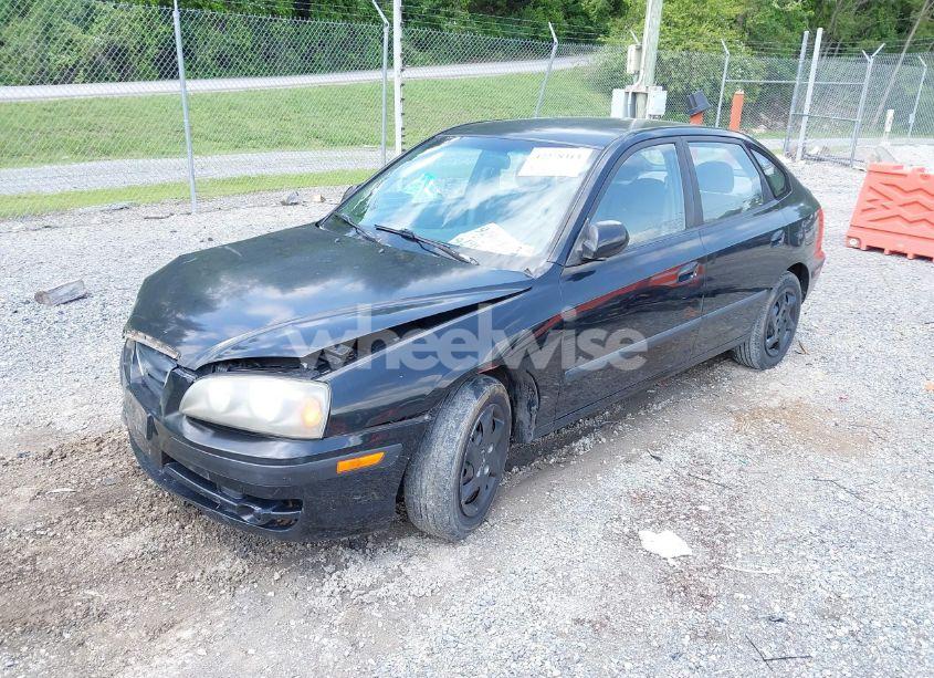 Photo 2 of 2005 Hyundai Elantra GLS/GT (VIN KMHDN56D85U174761)