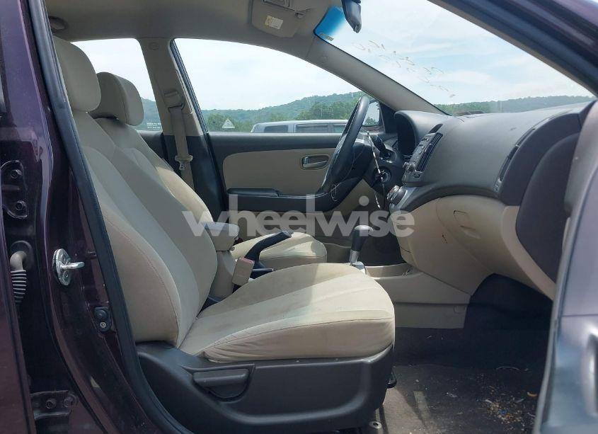 Photo 5 of 2009 Hyundai Elantra GLS (VIN KMHDU46D09U788822)