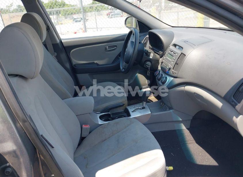 Photo 5 of 2009 Hyundai Elantra GLS (VIN KMHDU46D39U673129)