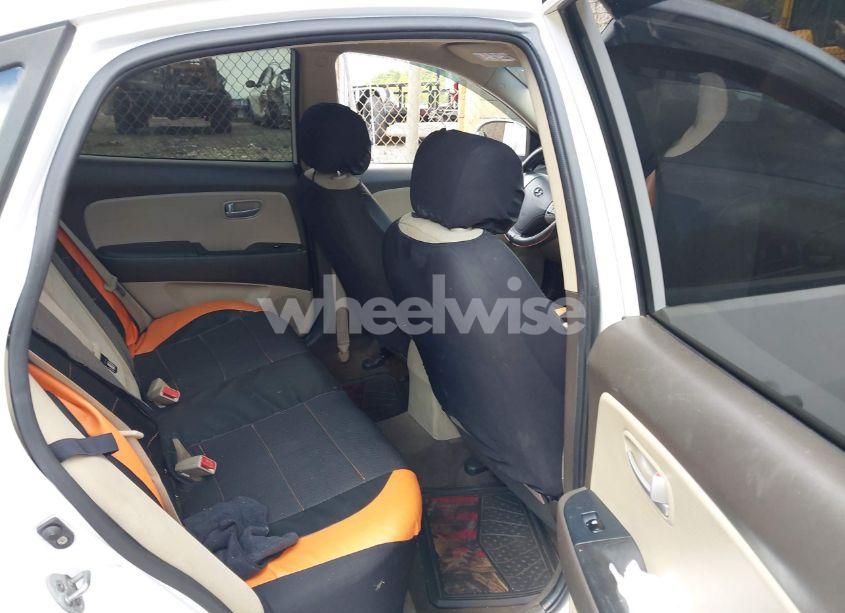 Photo 8 of 2009 Hyundai Elantra GLS (VIN KMHDU46D39U812997)