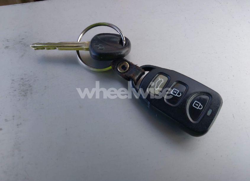 Photo 11 of 2008 Hyundai Elantra GLS/SE (VIN KMHDU46D48U300230)