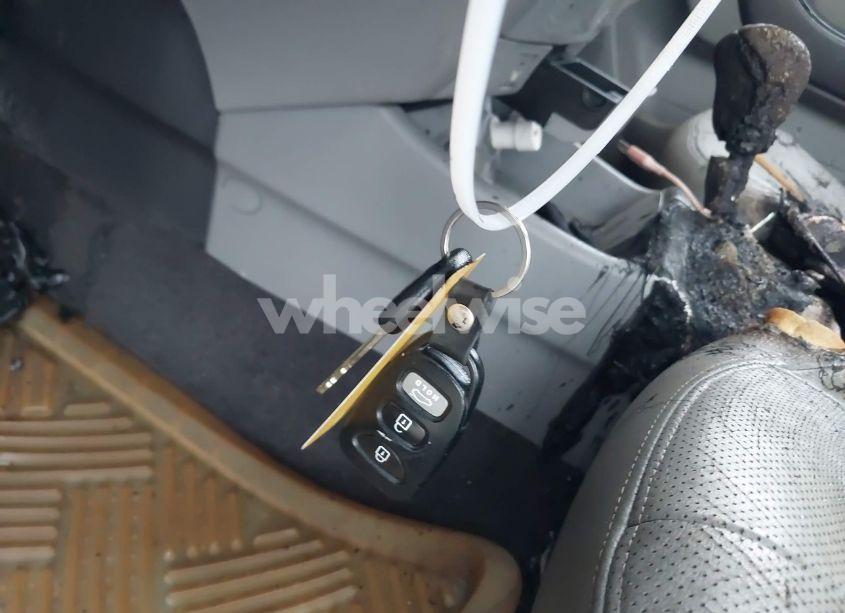 Photo 11 of 2009 Hyundai Elantra SE (VIN KMHDU46D49U604840)