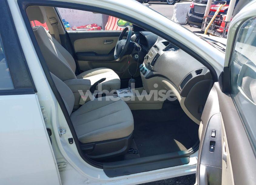 Photo 5 of 2009 Hyundai Elantra GLS (VIN KMHDU46D69U611692)