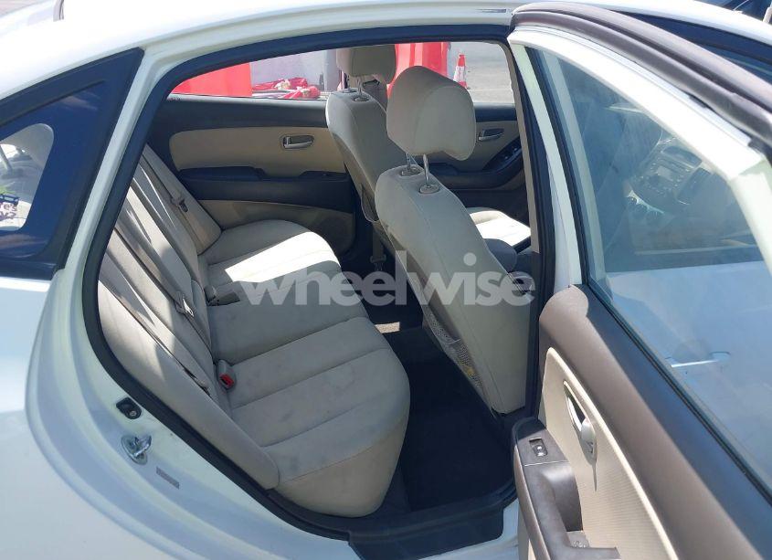 Photo 8 of 2009 Hyundai Elantra GLS (VIN KMHDU46D69U611692)
