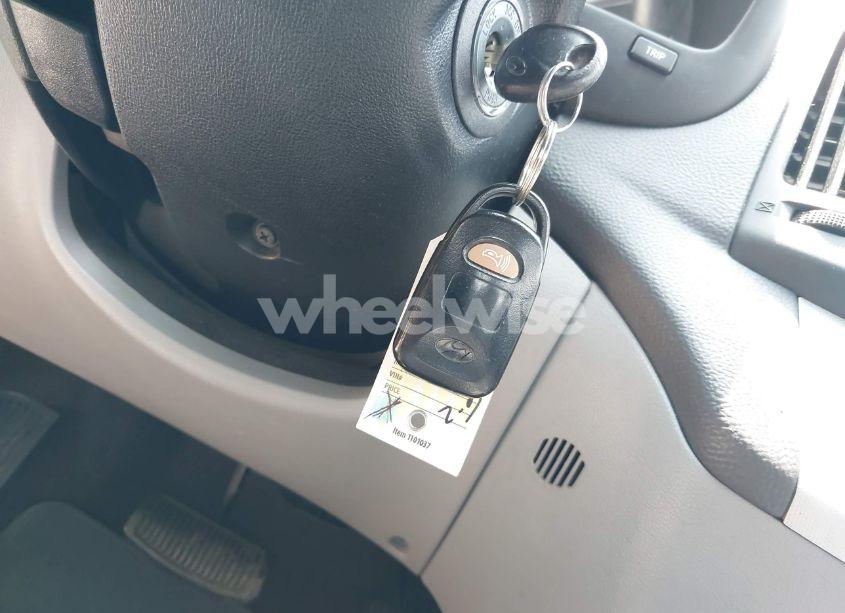 Photo 11 of 2009 Hyundai Elantra GLS (VIN KMHDU46D69U682617)