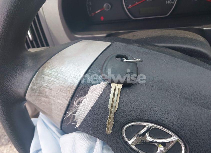 Photo 11 of 2009 Hyundai Elantra GLS (VIN KMHDU46D79U806362)